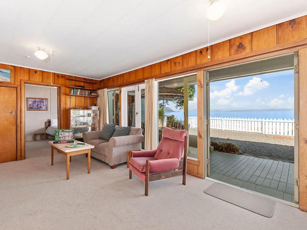Lake Edge Cottage - Waitahanui Holiday Home Εξωτερικό φωτογραφία